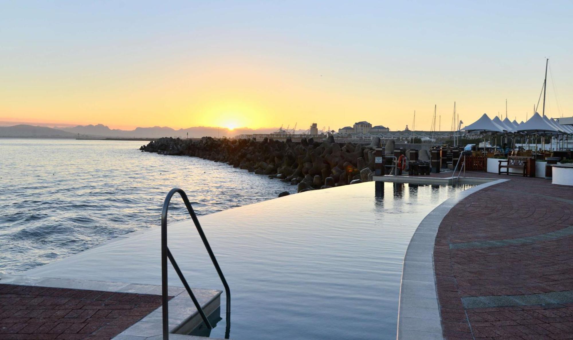 Radisson Collection Hotel, Waterfront Cape Town Dış mekan fotoğraf